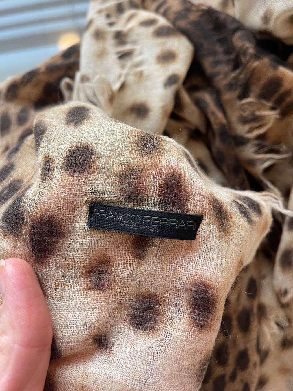 Foulard & Sciarpe: Woll-Schal in Leomuster – Usato da Zizers venduto da sarah_1987 5