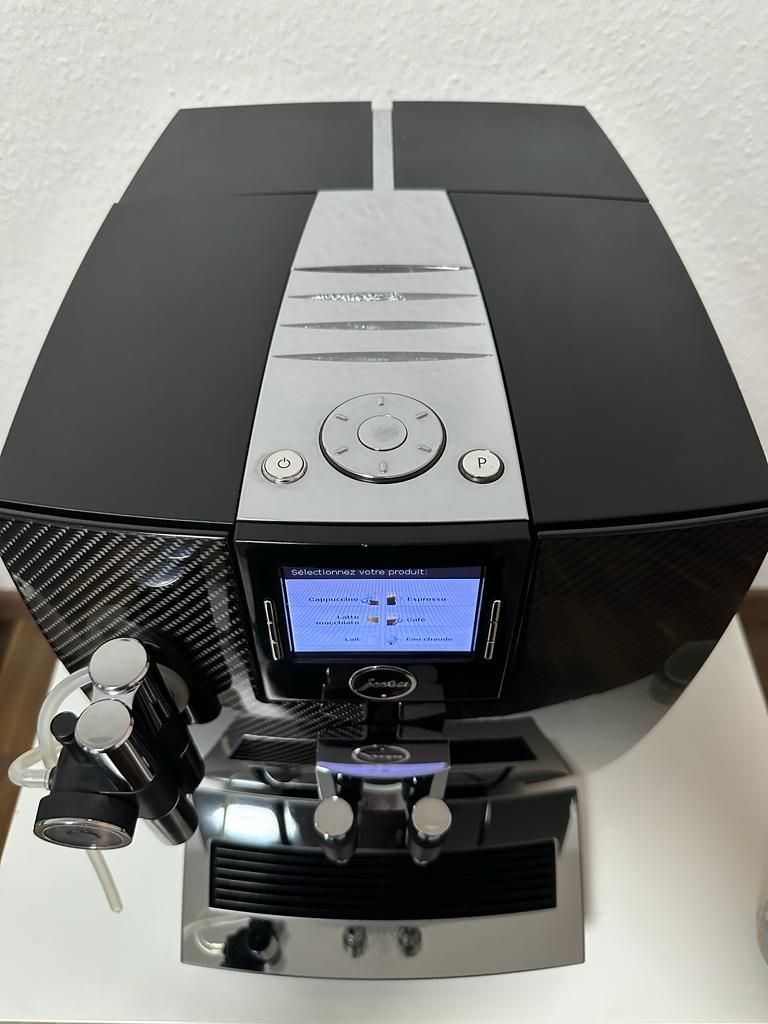 Jura Macchine per caffè & Macchine per espresso: Jura J9.3  Carbone  – Usato da La Chaux-de-Fonds venduto da boos2501 2