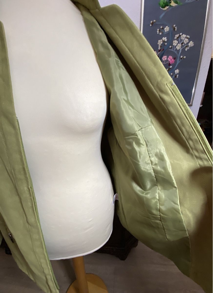 Giacche: Velour Damen Jacke olive Gr.42 – Usato da Fislisbach venduto da KolibriSecondhand 4