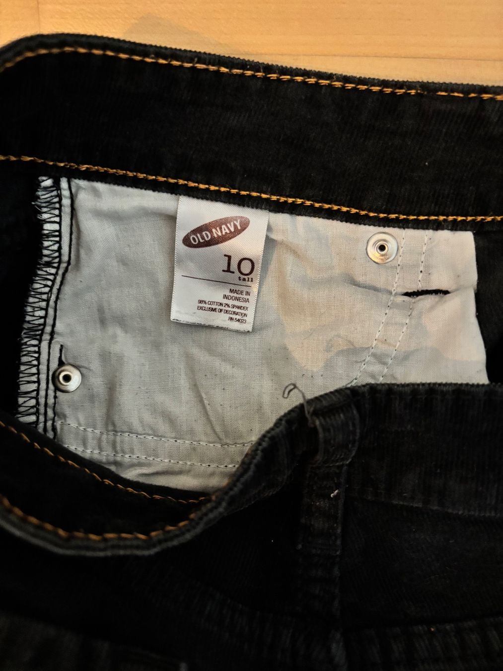 Pantaloni: Cordhose Old Navy – Usato da Winterberg ZH venduto da vanilleinspiration 2