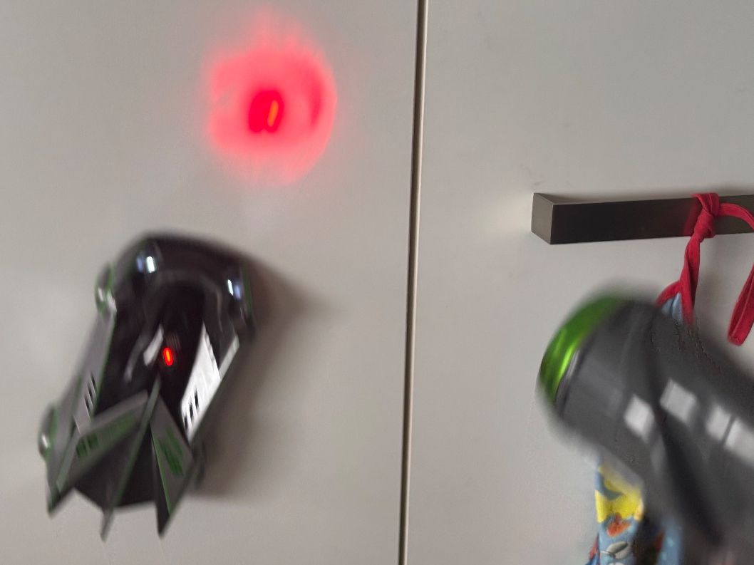 Giocattoli: Laser gesteuertes Auto, Zero Gravity – Usato da Reichenbach i. K. venduto da honeggra