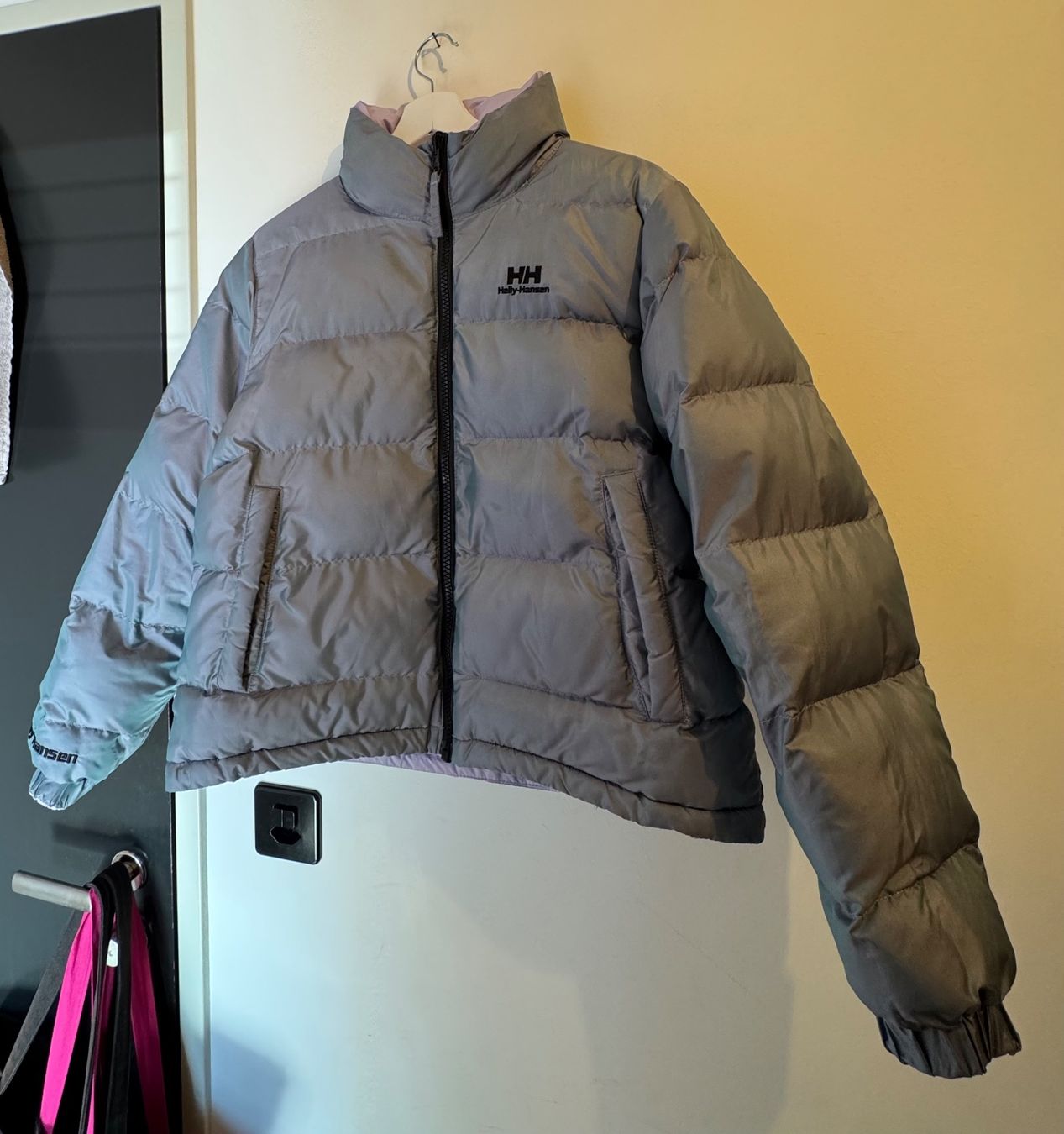 Jacken: Winterjacke Helly Hansen – Gebraucht aus Arbon von flowerandfound
