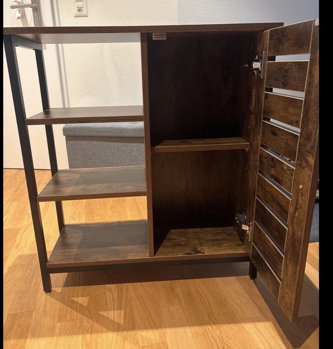 Commodes: Bonita Kommode – D'occasion à Liestal par Efri33 1
