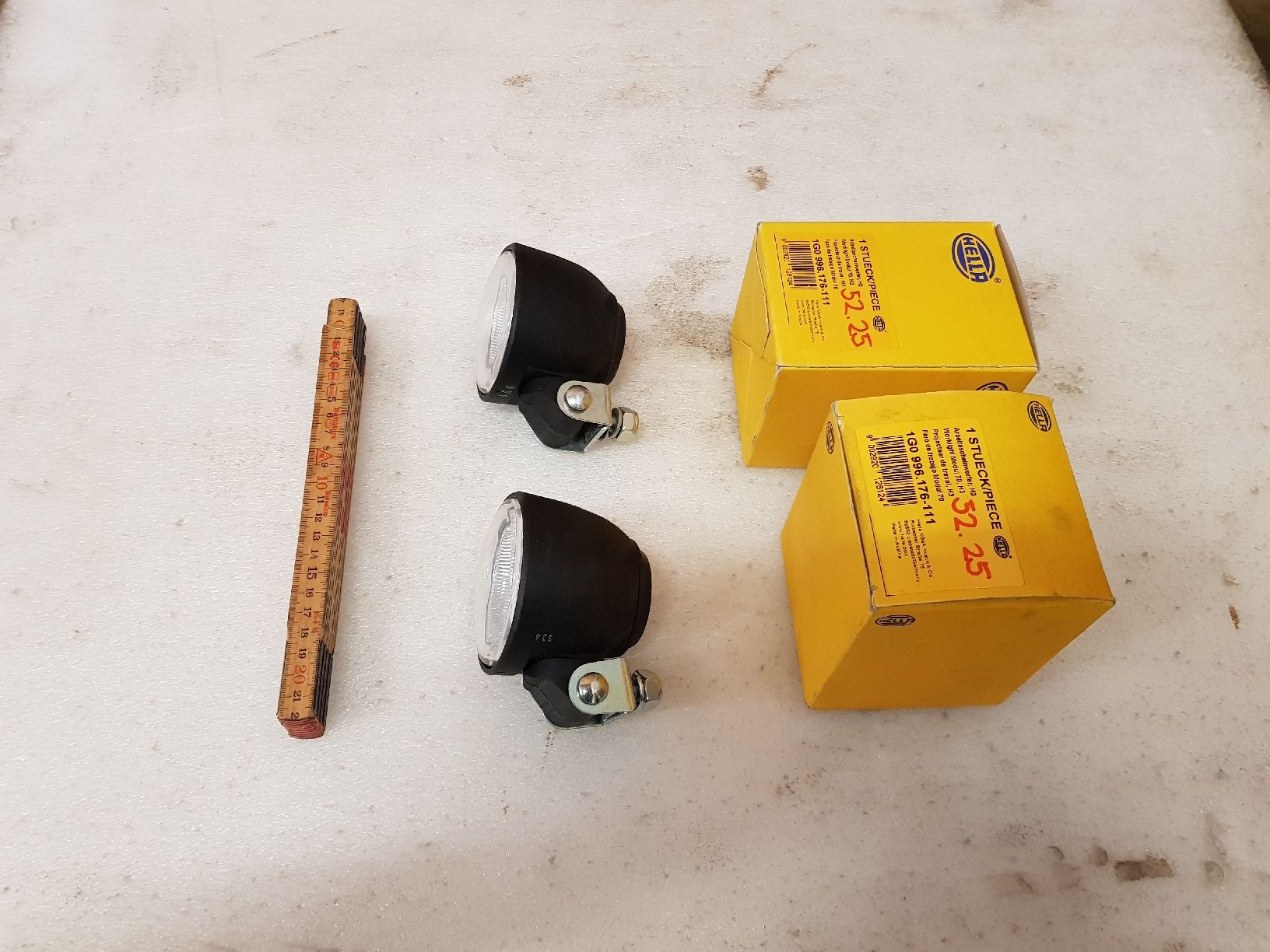 Hella Fari: Hella Zusatzscheinwerfer Oldtimer, neuwertig, 2 Stück – Nuovo (secondo la descrizione) da Brunnadern venduto da p..... 2
