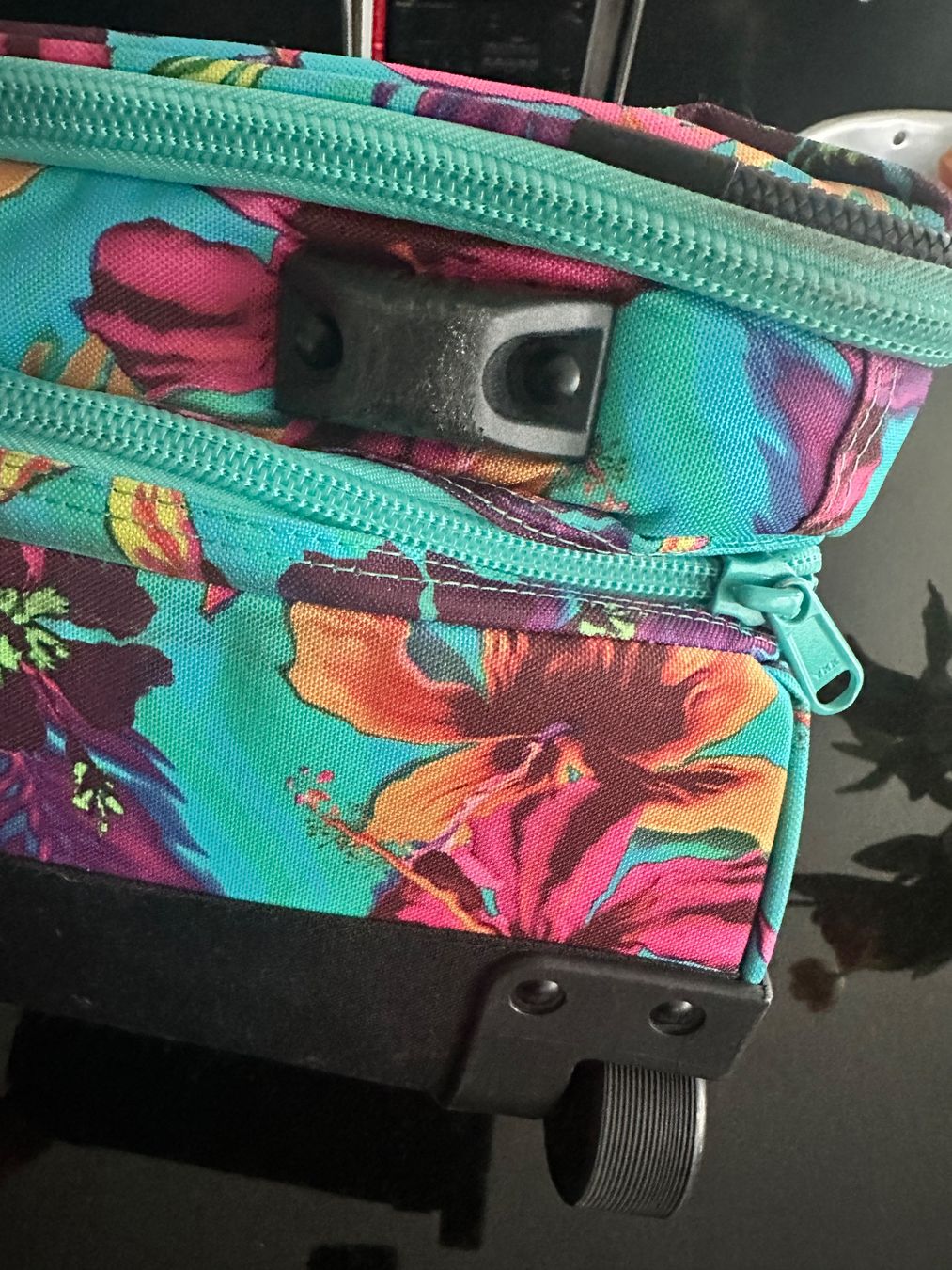 Dakine Valigie: Dakine Rollkoffer Honolulu 49L – Nuovo (secondo la descrizione) da Bolligen venduto da chaetzli1133 9