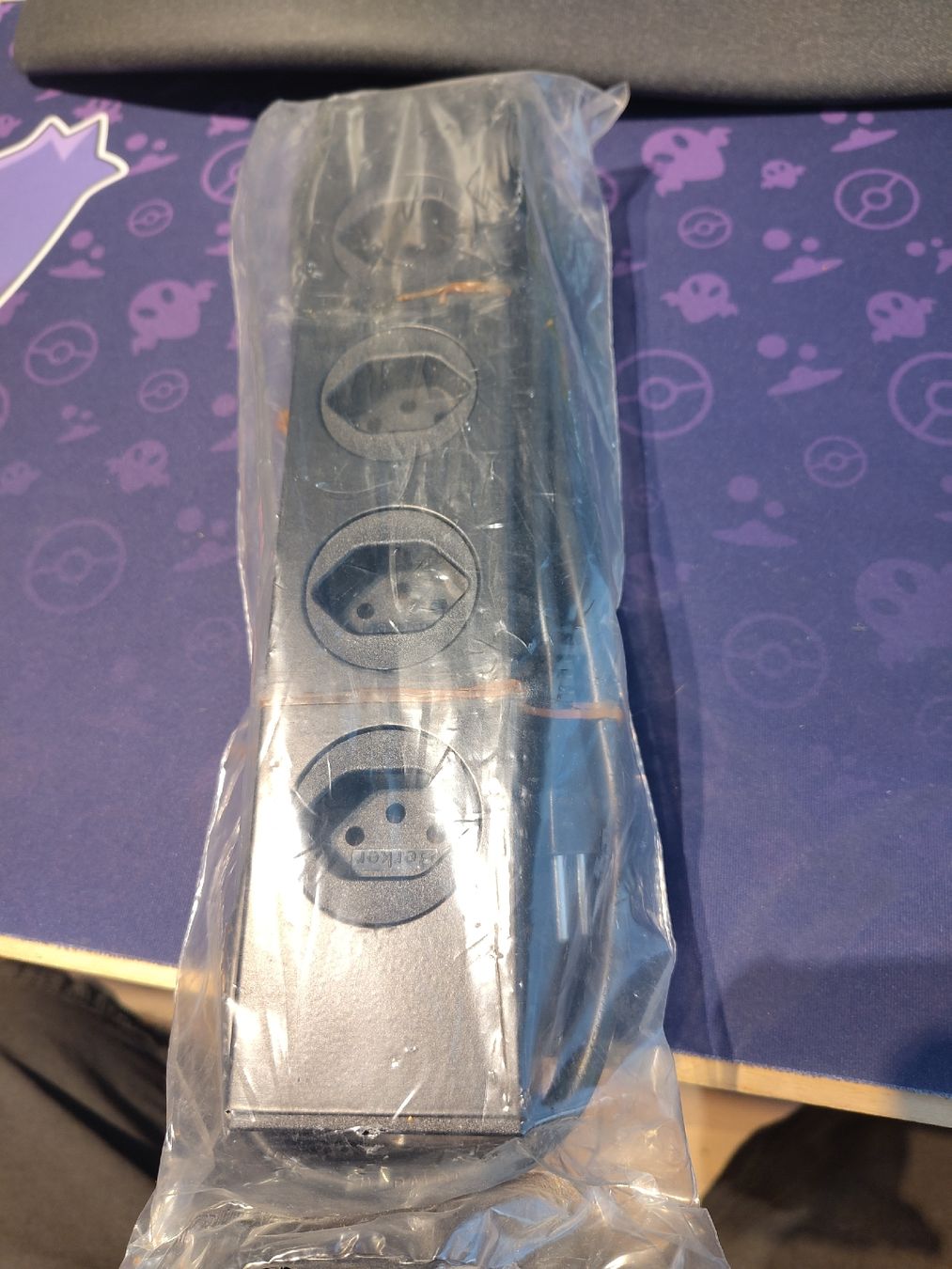 Spine: USM Steckerleiste, schwarz, originalverpackt – Nuovo (secondo la descrizione) da Lyss venduto da nousser_tobi