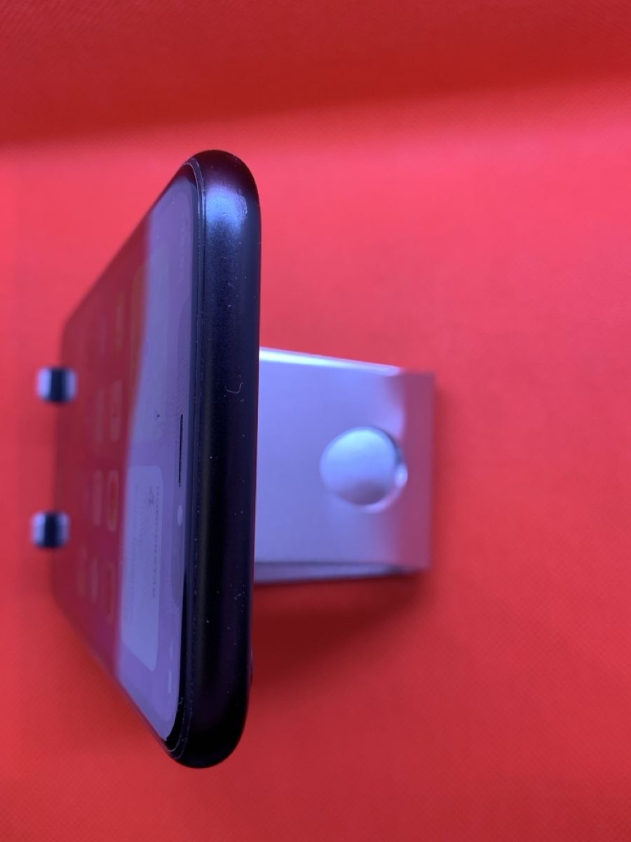 Apple Telefoni cellulari / Smartphones: iPhone XR Space Gray 64 GB – Usato da Bremgarten AG venduto da TechfiX 2
