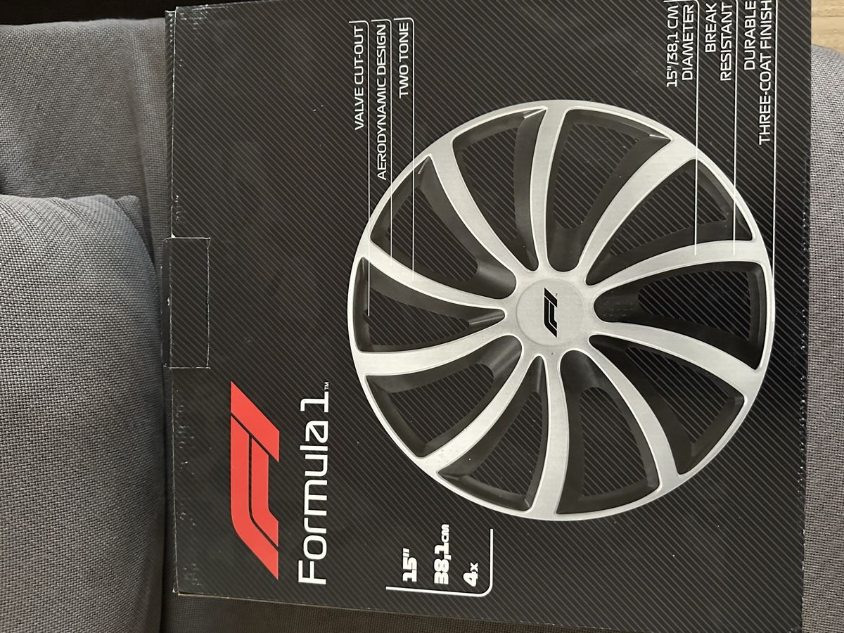 Formula 1™ Original Wheel Covers – 14”, 15”, 16” (New, Set o (Neu und ...