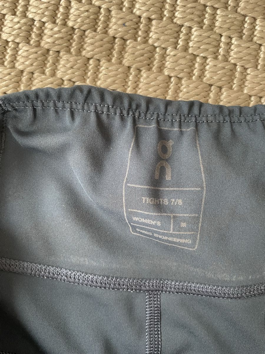 Leggings: On Running Tights 7/8 Gr. M – Usato da Zürich venduto da katidust 2