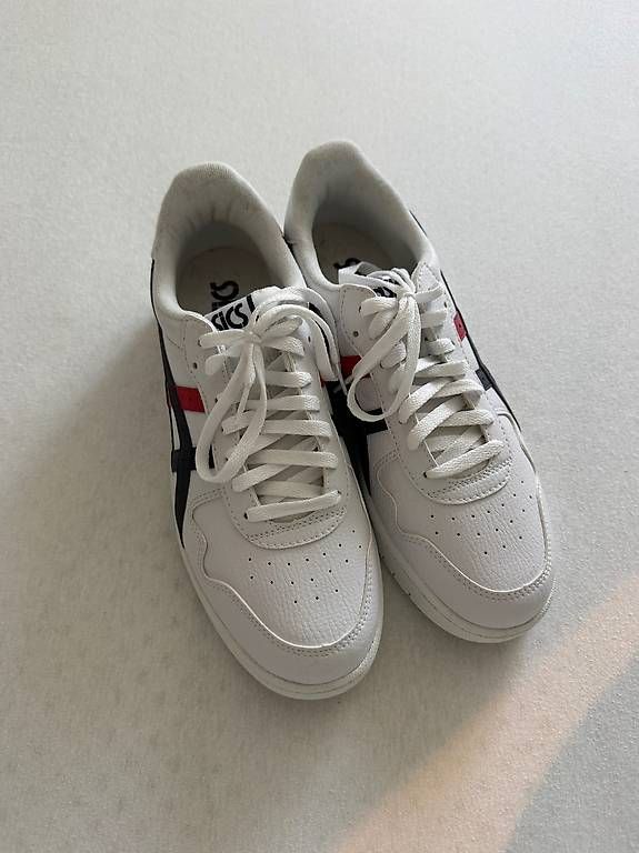 Asics Herrenschuhe: Asics Sneaker – Neu (gemäss Beschreibung) aus Luzern von LilRaccoon