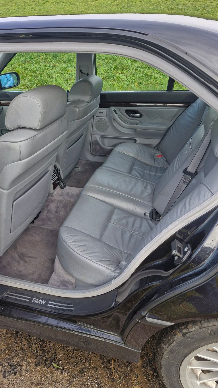 BMW Automobili: BMW 735i mit neuen Reifen – Usato da Ostermundigen venduto da jupiter3209 7