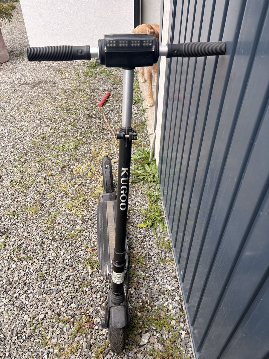 Scooter: KUGOO E Scooter zu verkaufen – Usato da Buchs SG venduto da nicosjudo
