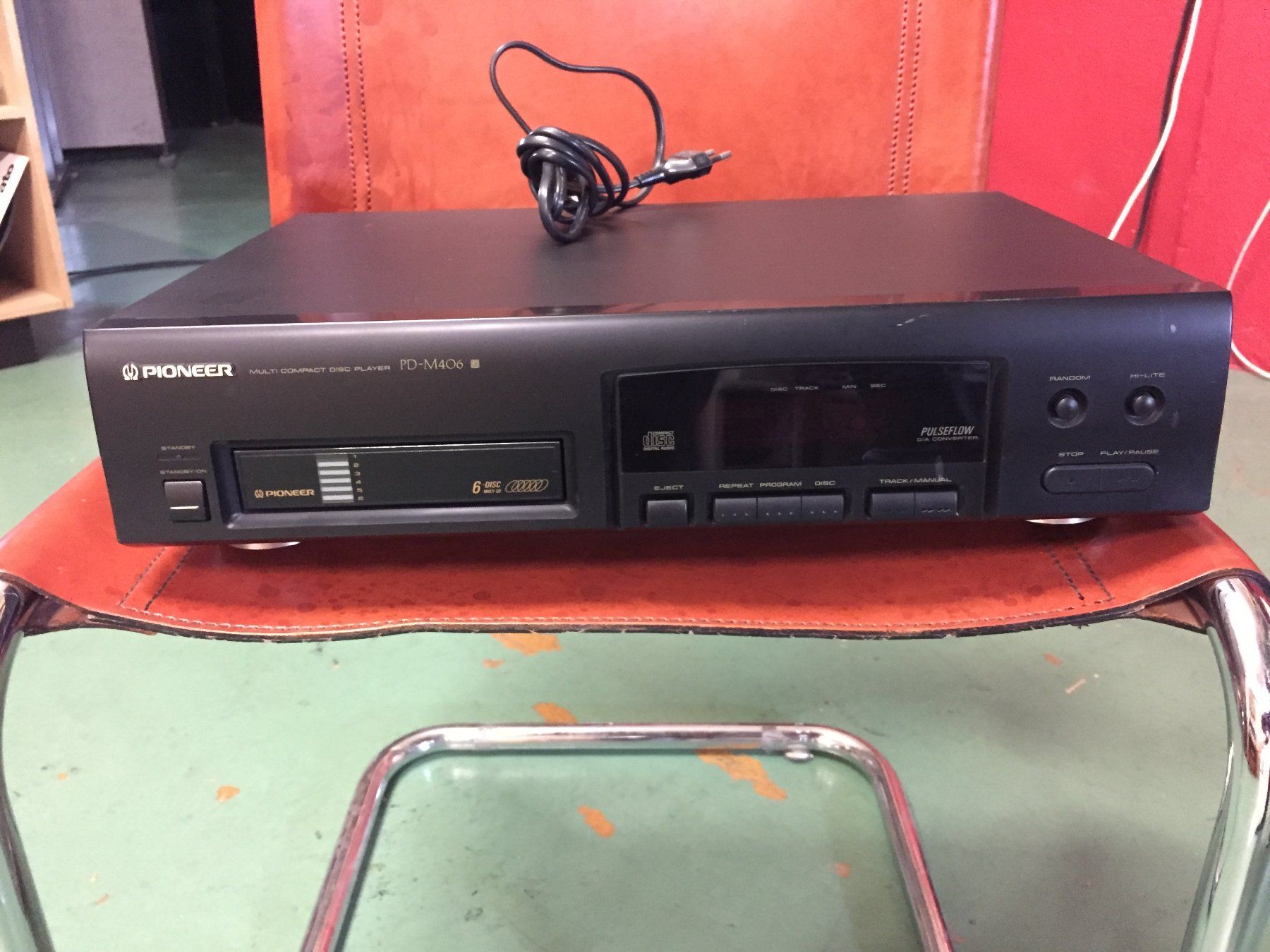 Pioneer Multimediaplayer & Streamer: Pioneer PD-M406 Multi CD Player (6-Disc) – Defekt aus Spiez von  2