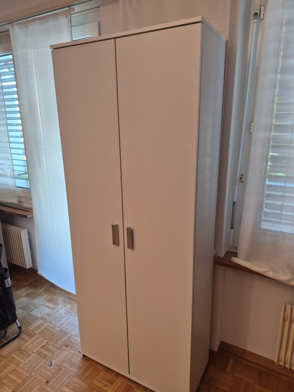 Armadi: 2 Schränke zu verkaufen – Usato da Sargans venduto da Pet_kqm7