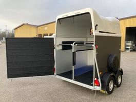 Pferde-Anhänger GG 2000 kg LAGERFAHRZEUG NEU Kombiwand