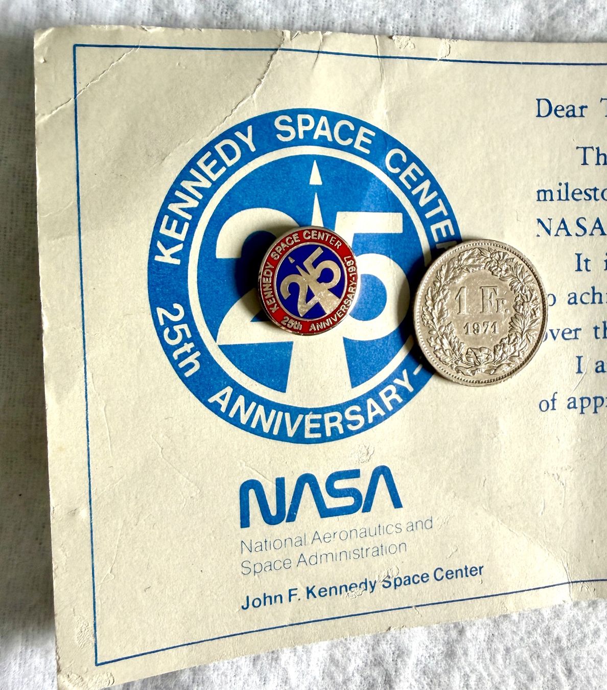 Plaketten & Abzeichen: Original NASA Set mit Münze Zeitung Pin - Rarität! – Gebraucht aus Thun von Abalona3600 4