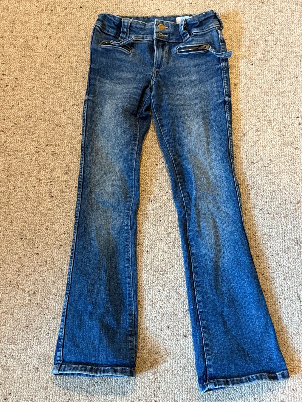 H&M Hosen: H&M Jeans Bootcut, Grösse 146, Top Zustand – Gebraucht aus Hundwil von Sandysan1702