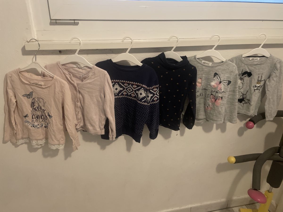 H&M Pullover & Sweatshirts: 6 H&M Mädchenpullover Gr. 98/104 – Gebraucht aus Obergerlafingen von cabo4