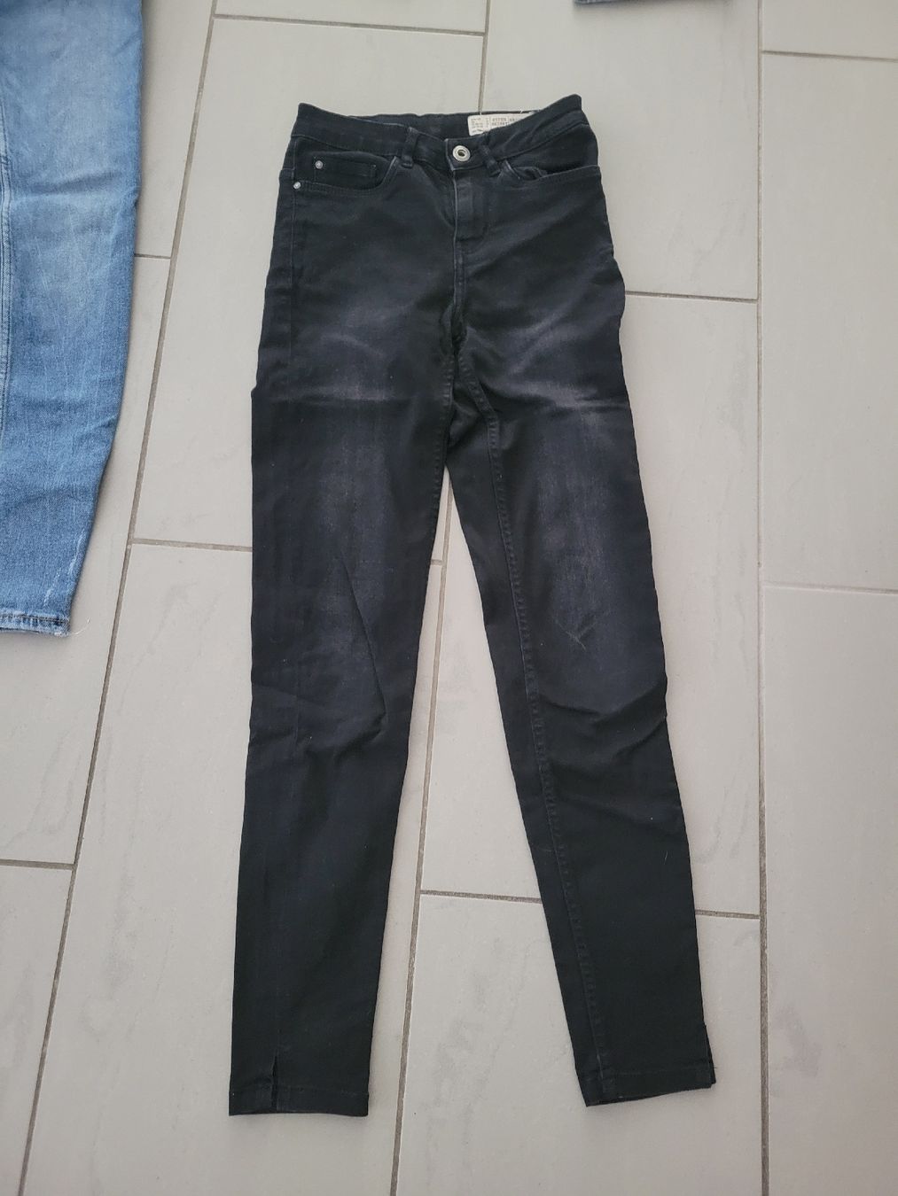 Jeans: Jeanshosen – Usato da Ballwil venduto da jan_jk7y 4