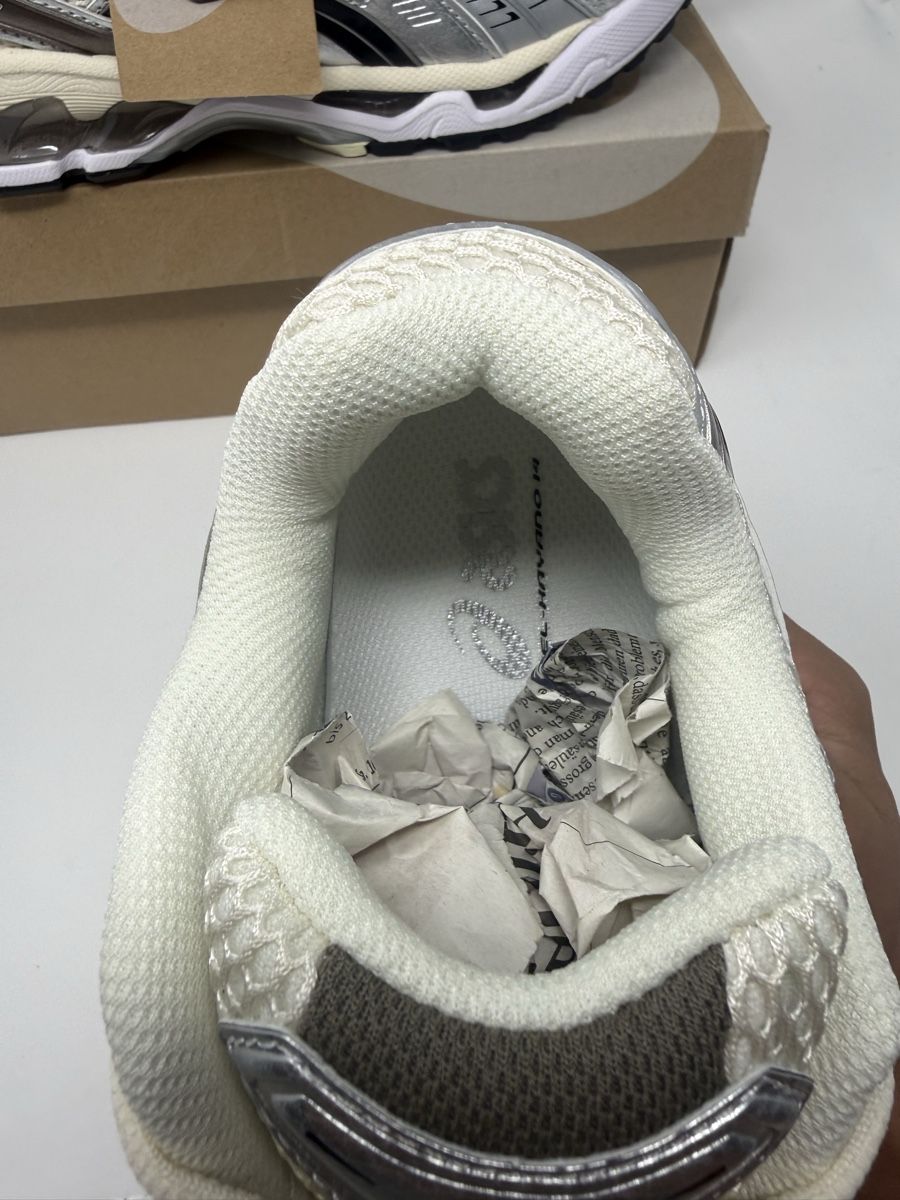 Asics Scarpe da uomo: Asics Gel-Kayano 14 Silber Weiss  – Nuovo (secondo la descrizione) da Luzern venduto da kim221080 6