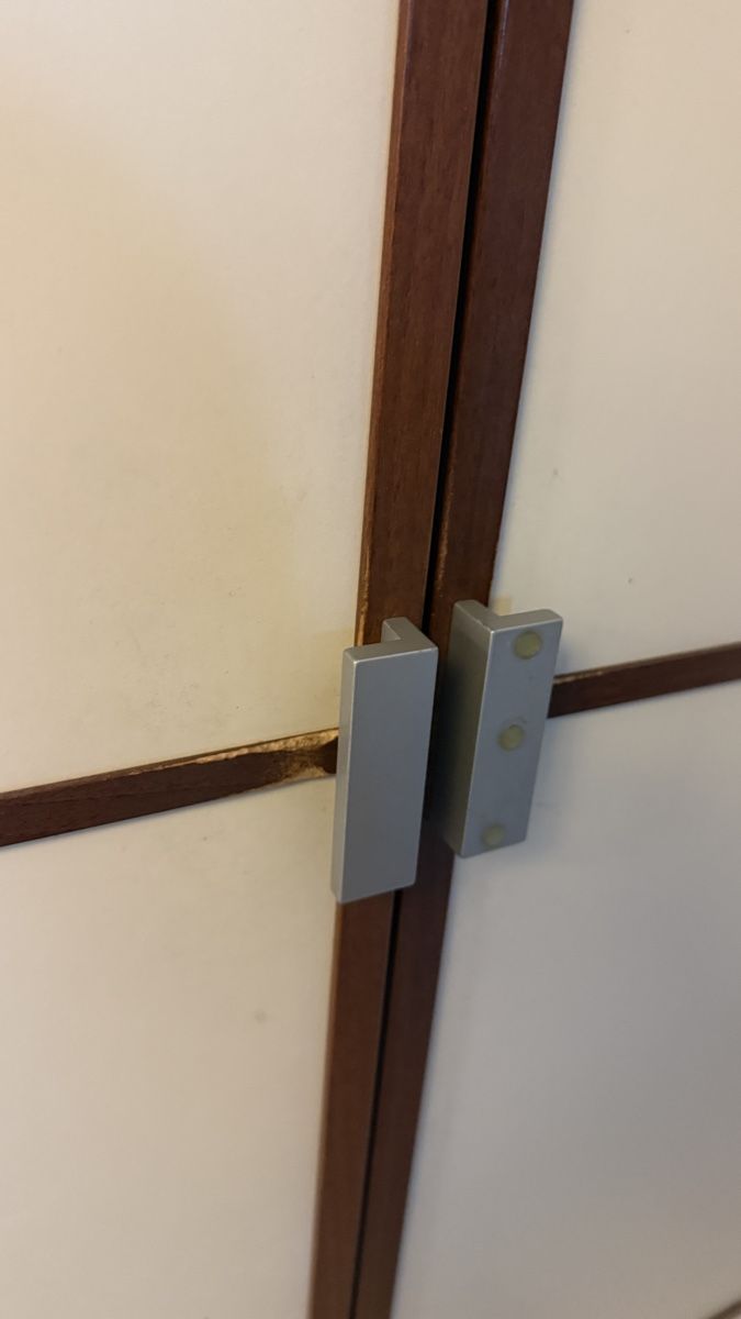 Ikea Armadi: Ikea Kleiderschrank – Usato da Luzern venduto da boelzebub 6