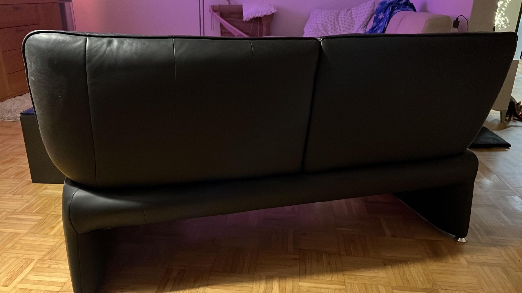 Divani: Leder-Sitzgruppe schwarz – 2 Sofas + Sessel/Hocker – Usato da Gossau SG venduto da Lizenzmarkt 5