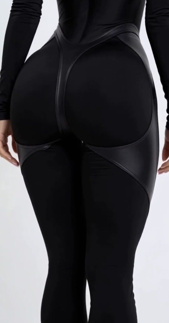 Jumpsuits: Black Catsuit Jumpsuit, Size M, New – Neu und originalverpackt aus Olten von mar_sy7r 3