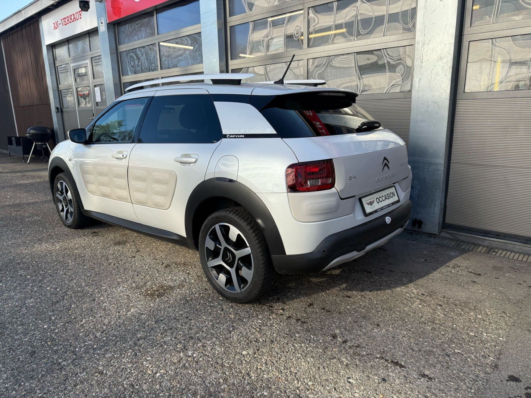 Citroën Automobili: Citroen C4 Cactus 1.2 e-THP Rip Curl – Usato da Biel/Bienne venduto da AS24 6