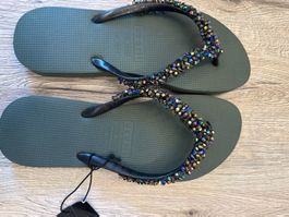 Uzurii Flip Flops, oliv , Gr. 35 / 36 Neu mit Etikett!
