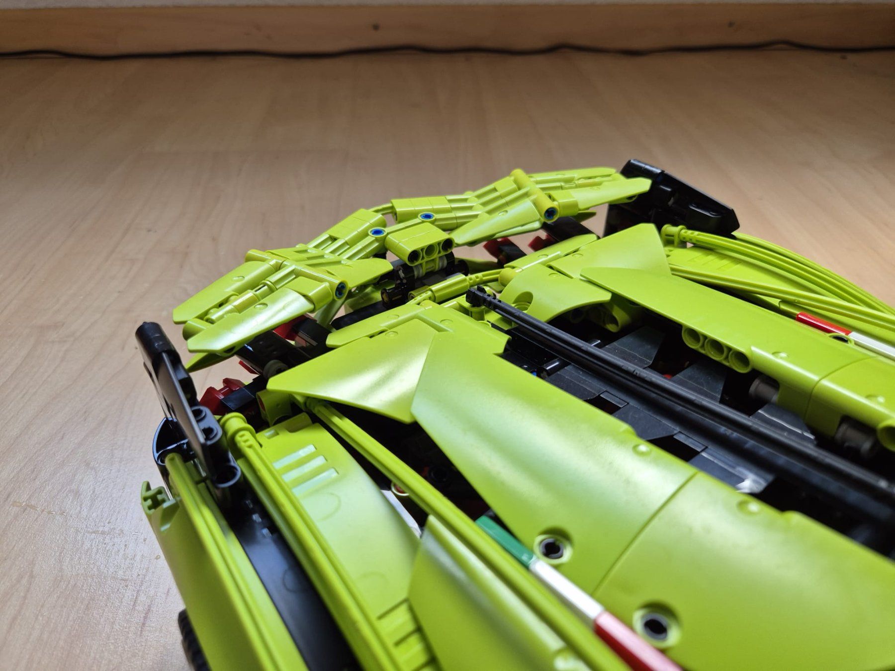 Lego Kit di costruzioni: Top Zustand! Lego Technic Lamborghini Sian – Usato da Pfungen venduto da Mizutayio 9