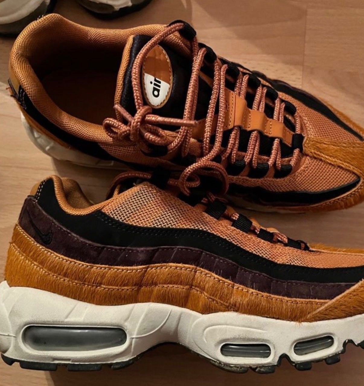 Nike Scarpe da uomo: Nike Sneaker Vintage Air 40 – Usato da Meilen venduto da Sura18