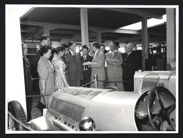 11 Fotografien Mercedes Benz Auto-Ausste