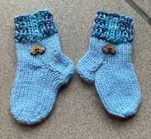 Babysocken 💙 handgestrickt - mit 🚗- ab Geburt - NEU