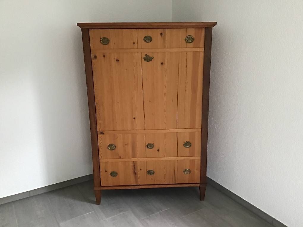 Armadi: Schrank – Usato da Etziken venduto da Friebe52