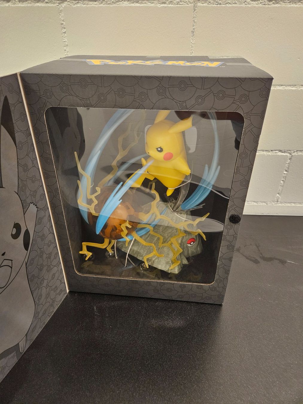 Pokémon Spielzeuge: Neu - Pokémon - Lampe - Pikachu - Deluxe Figure – Neu und originalverpackt aus Dagmersellen von Jarsetz_Restposten 1