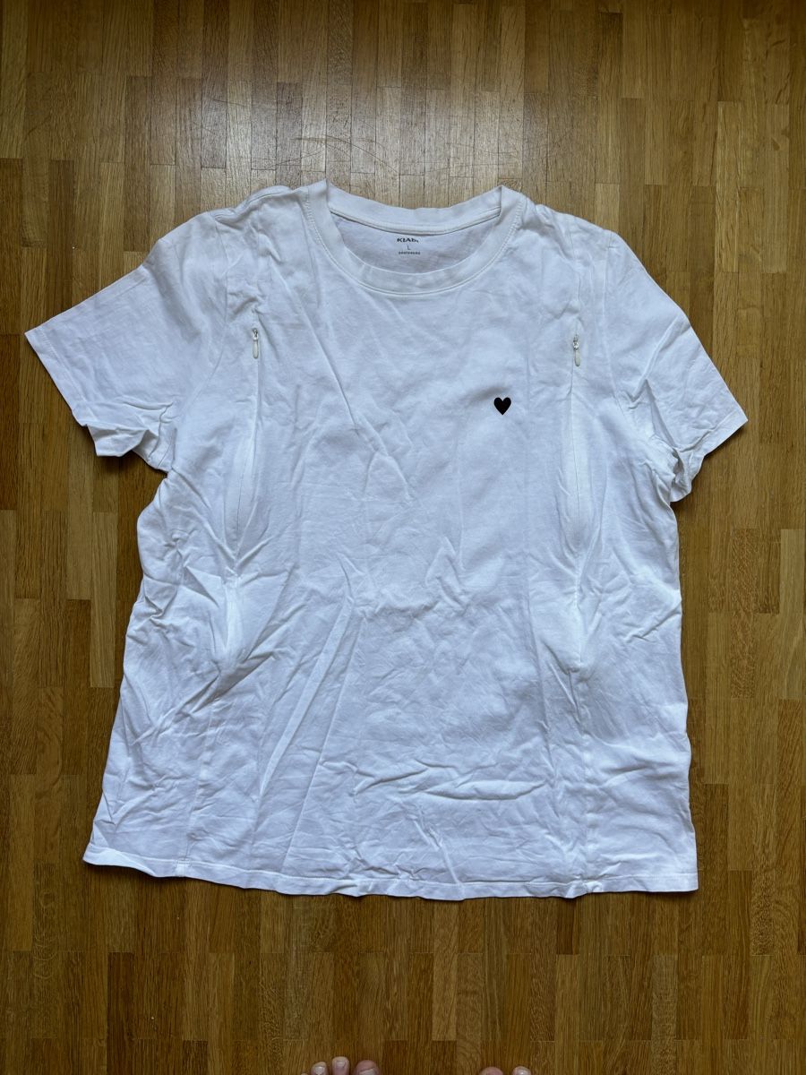T-shirt: T-shirt allaitement Kiabi – Usato da La Chaux-de-Fonds venduto da Elora237