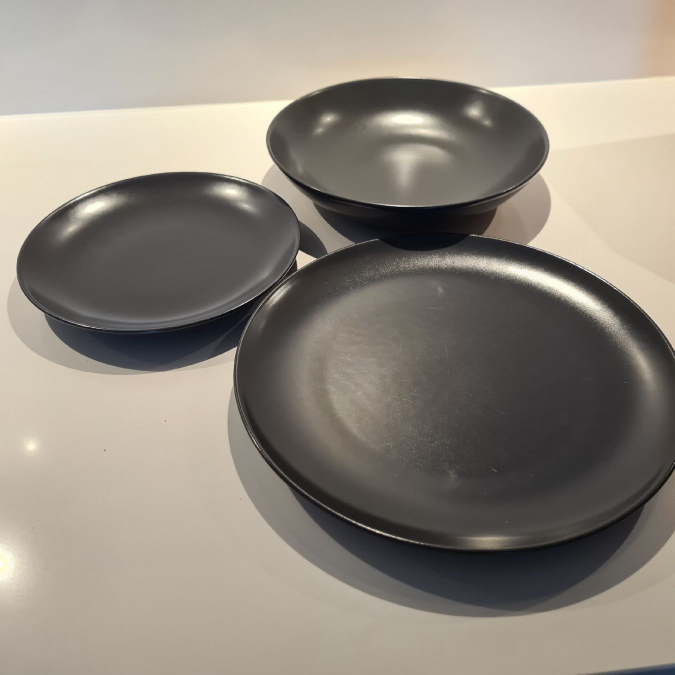 Geschirrsets: 5er Set Flach,Suppen und Desser Teller – Gebraucht aus Steinen von turbogeiss99 3