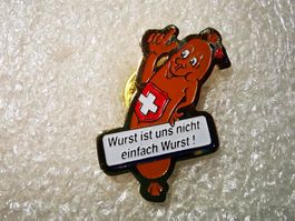 Ansteckpin 82: Wurst ist uns nicht einfach wurst