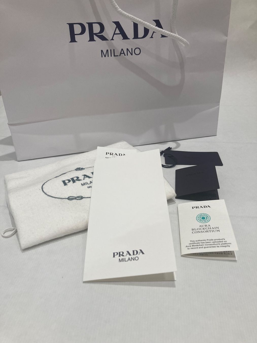 Prada Borse da donna: Prada bag Re-Nylon MIT QUITTUNG – Usato da Paradiso venduto da Kayakara 8