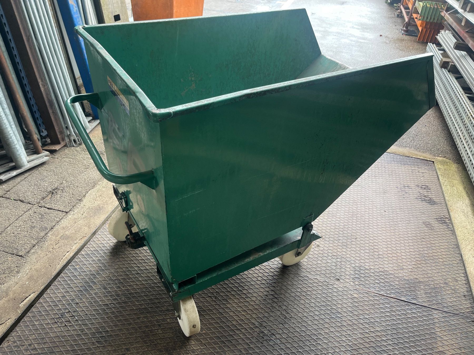 Baucontainer: Kippmulde (Spänemulde) zu verkaufen – Gebraucht aus Ulisbach von MSH01 2