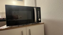 Mikrowelle mit Grill und Konvektion silber guter Zustand