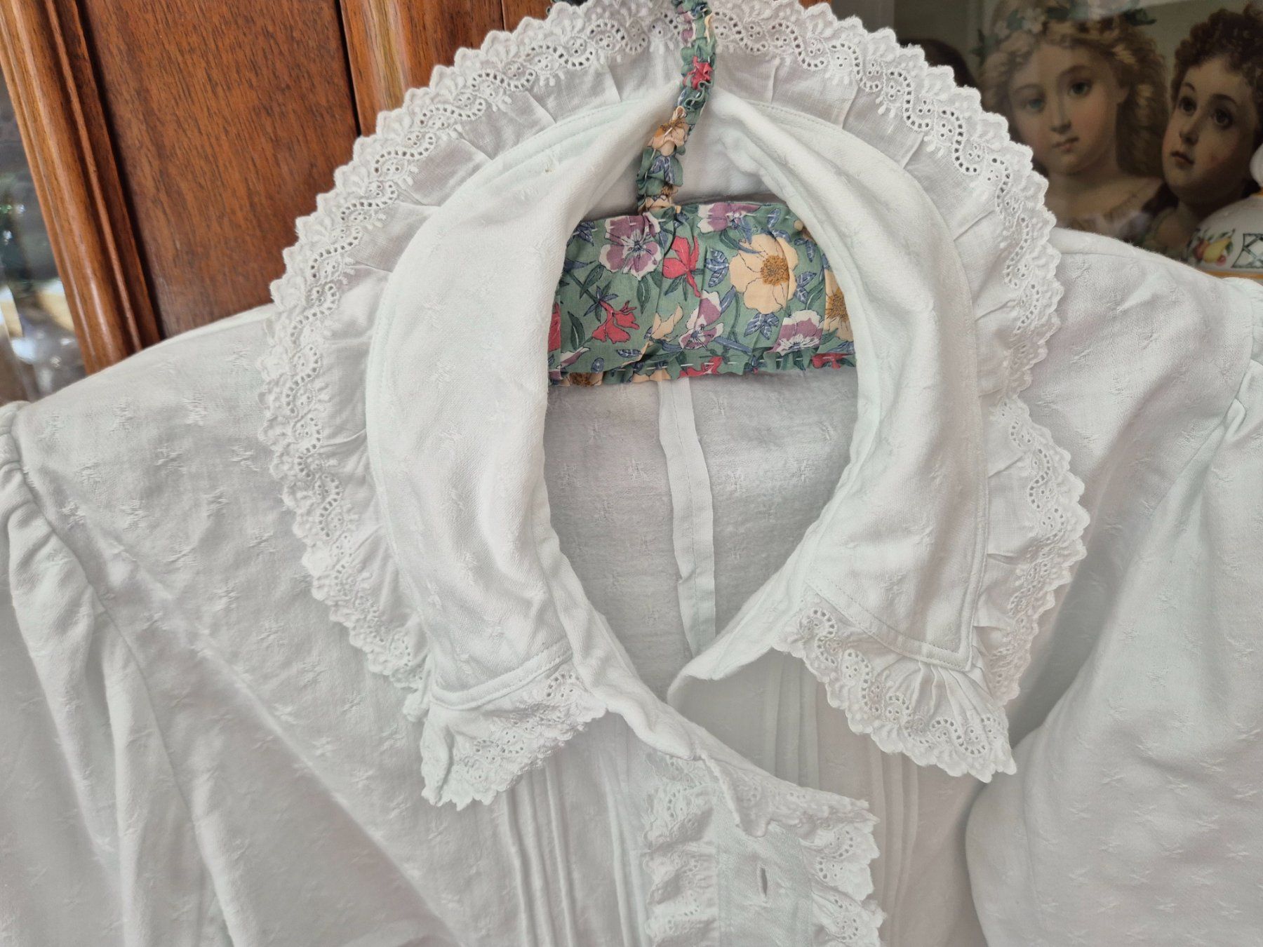 Costumi: Damen Trachten Bluse weiss antik – Usato da Bern venduto da aronari 2
