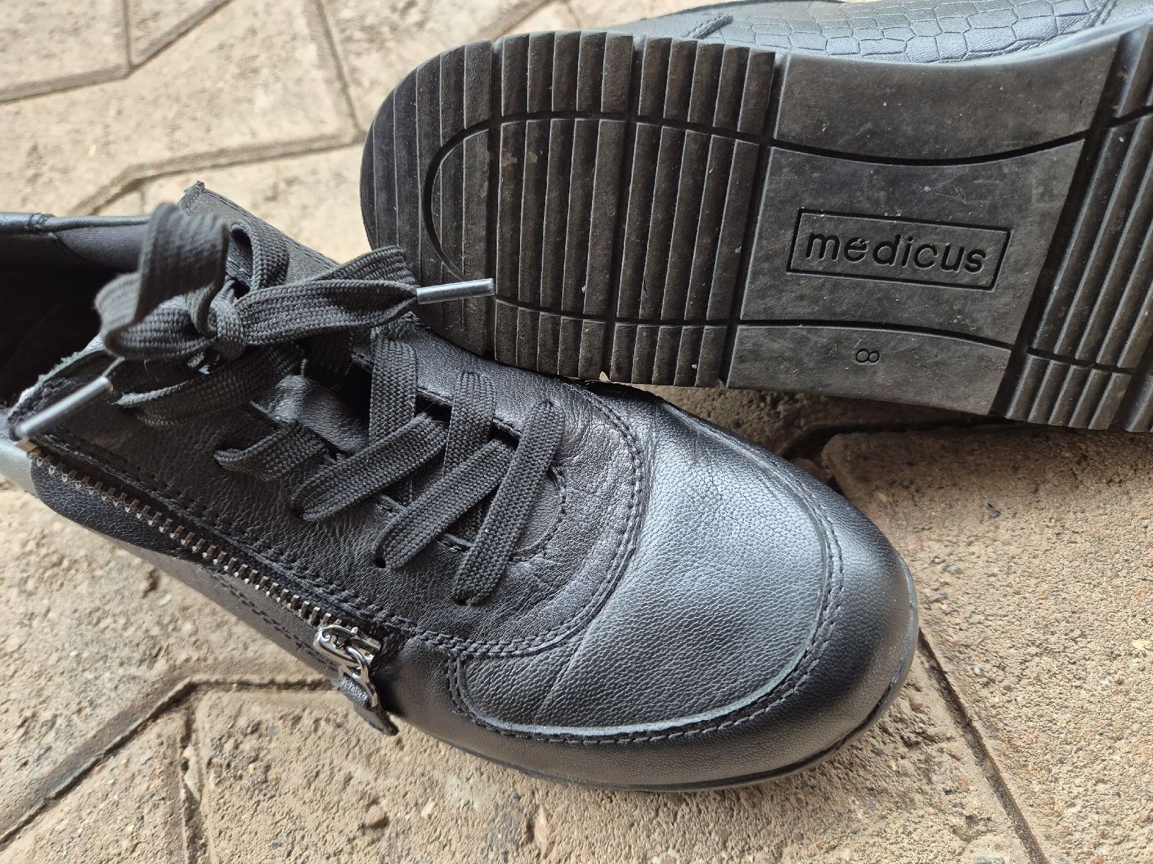 Scarpe da donna: Damenschuh Medicus – Usato da Villigen venduto da Ctuefeli 1