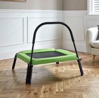 Trampolin , grün, mit Haltestange, NEU!