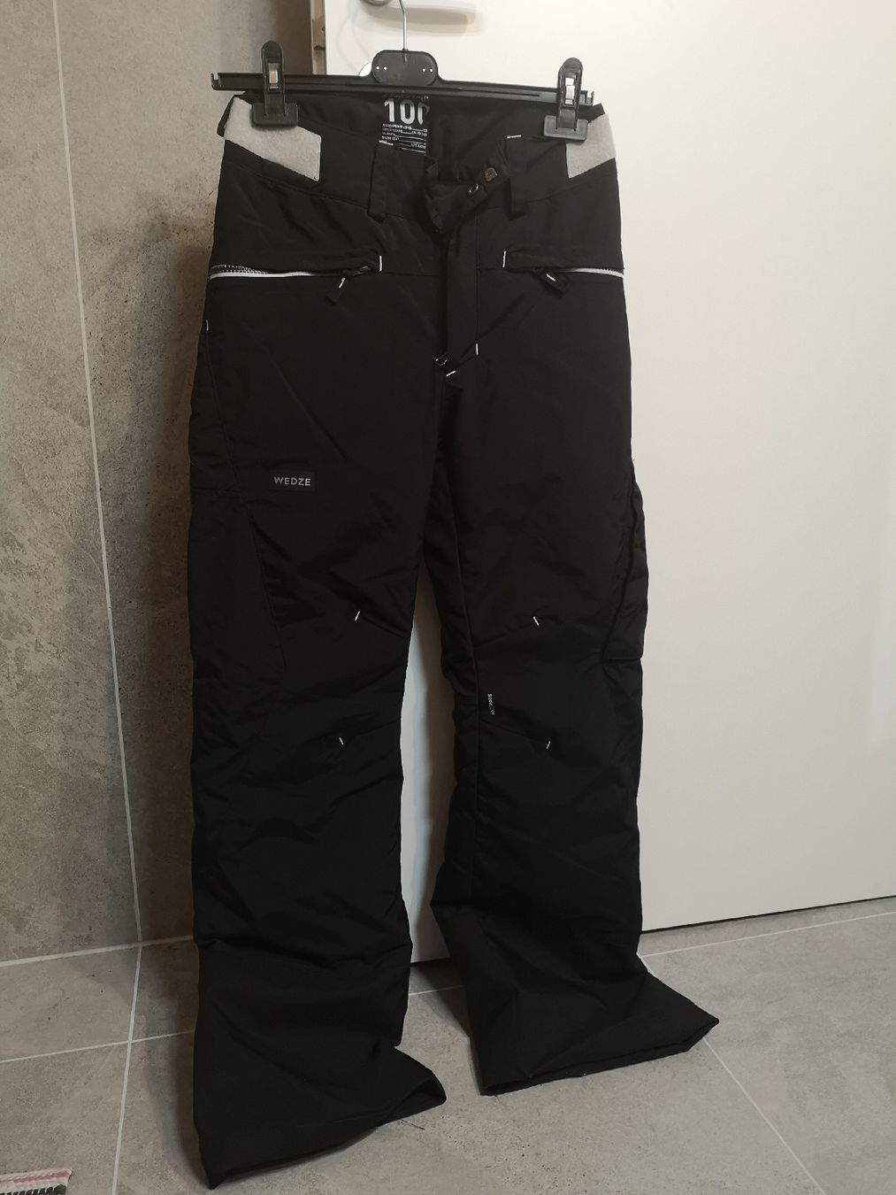 Skis: Skihose XS, Wedze – D'occasion à Lostallo par cha_lx5j