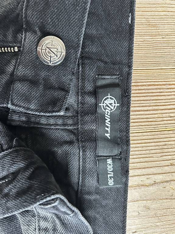 Jeans: Vicinity Baggyjeans – Neu und originalverpackt aus Bischofszell von han_ml9d 1
