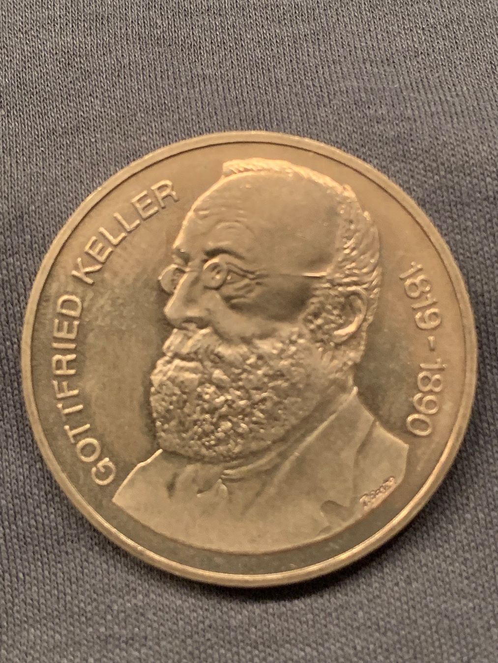 Toutes les monnaies: 5 Schweizer - Franken 1990 B Gottfried Keller – D'occasion à Niederrohrdorf par troch 1