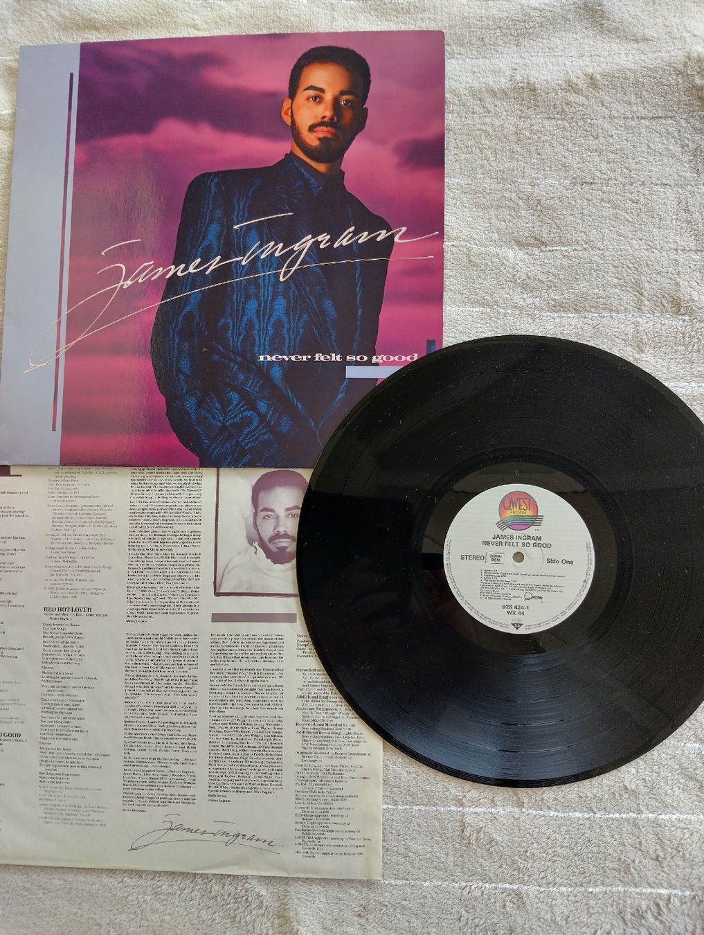 Dischi in vinile: James Ingram - Never Felt So Good – Usato da Reconvilier venduto da mpa_7b2k