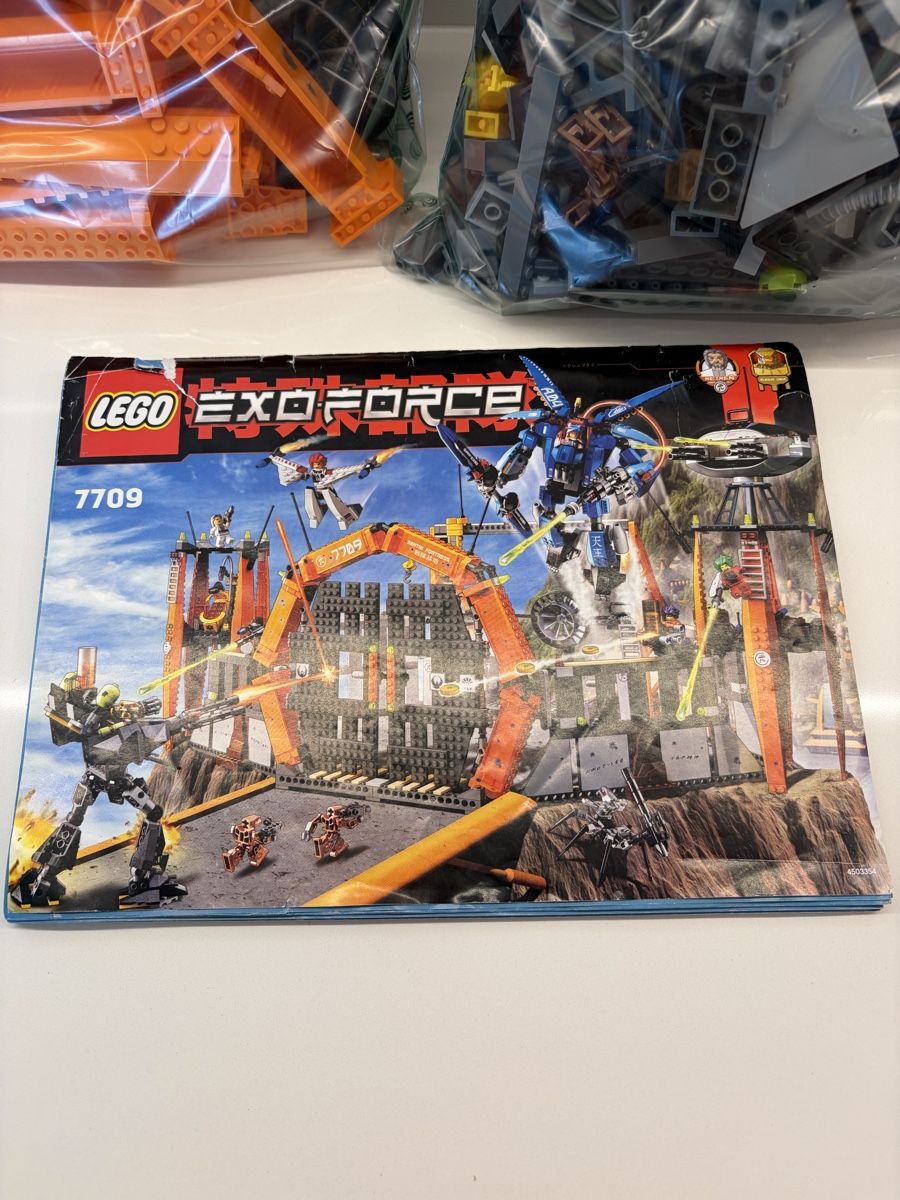 Lego Kit di costruzioni: LEGO Exo-Force 7709 mit Anleitung – Usato da Arlesheim venduto da WungaBunga