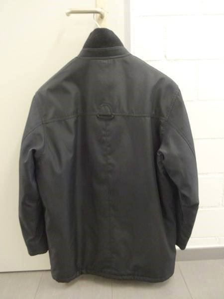 Giacche: Veste imperméable longue chaude noire – Usato da OBERENGSTRINGEN venduto da Lolo6316 3